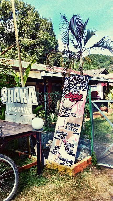 Bunk Inn At Shaka Langkawi Exterior foto